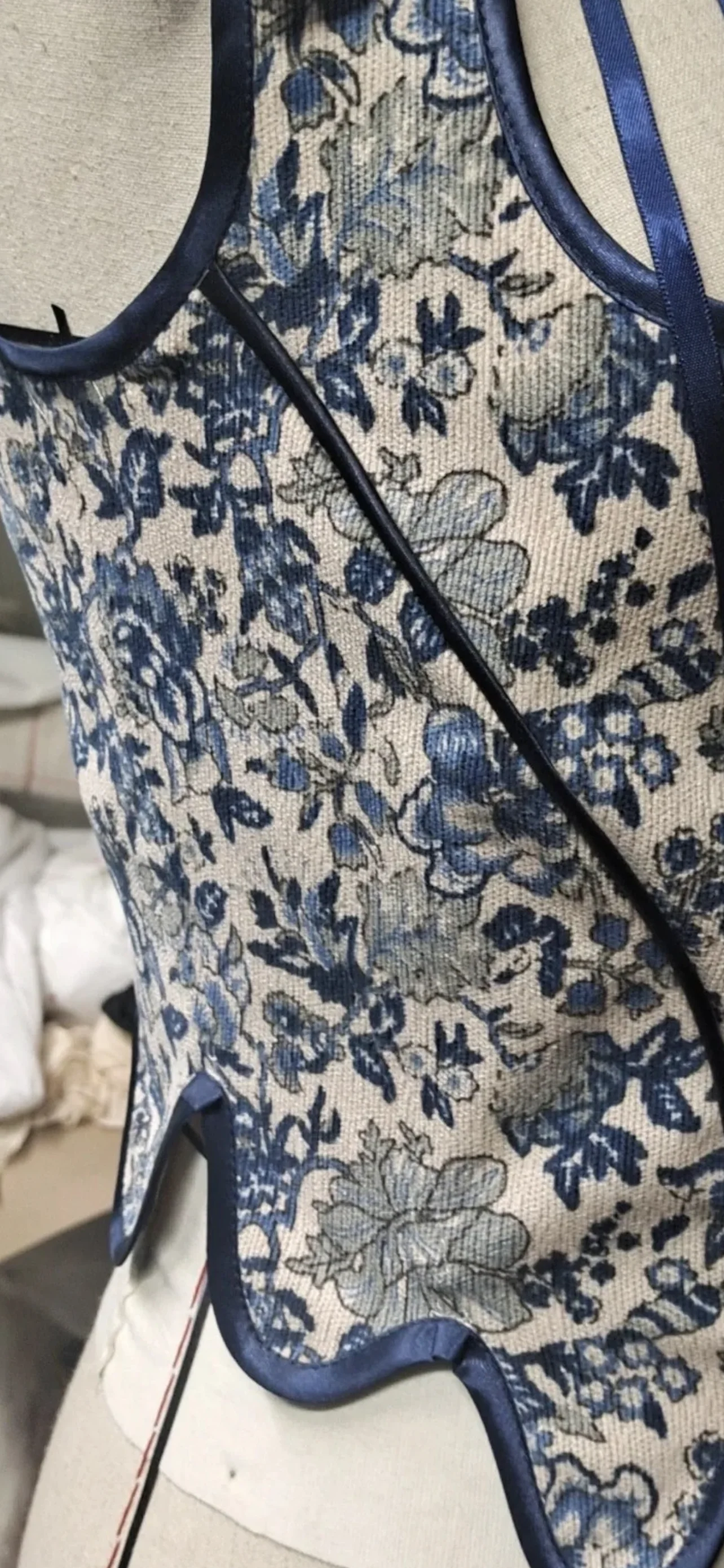 Crimson peak corset - Image 4