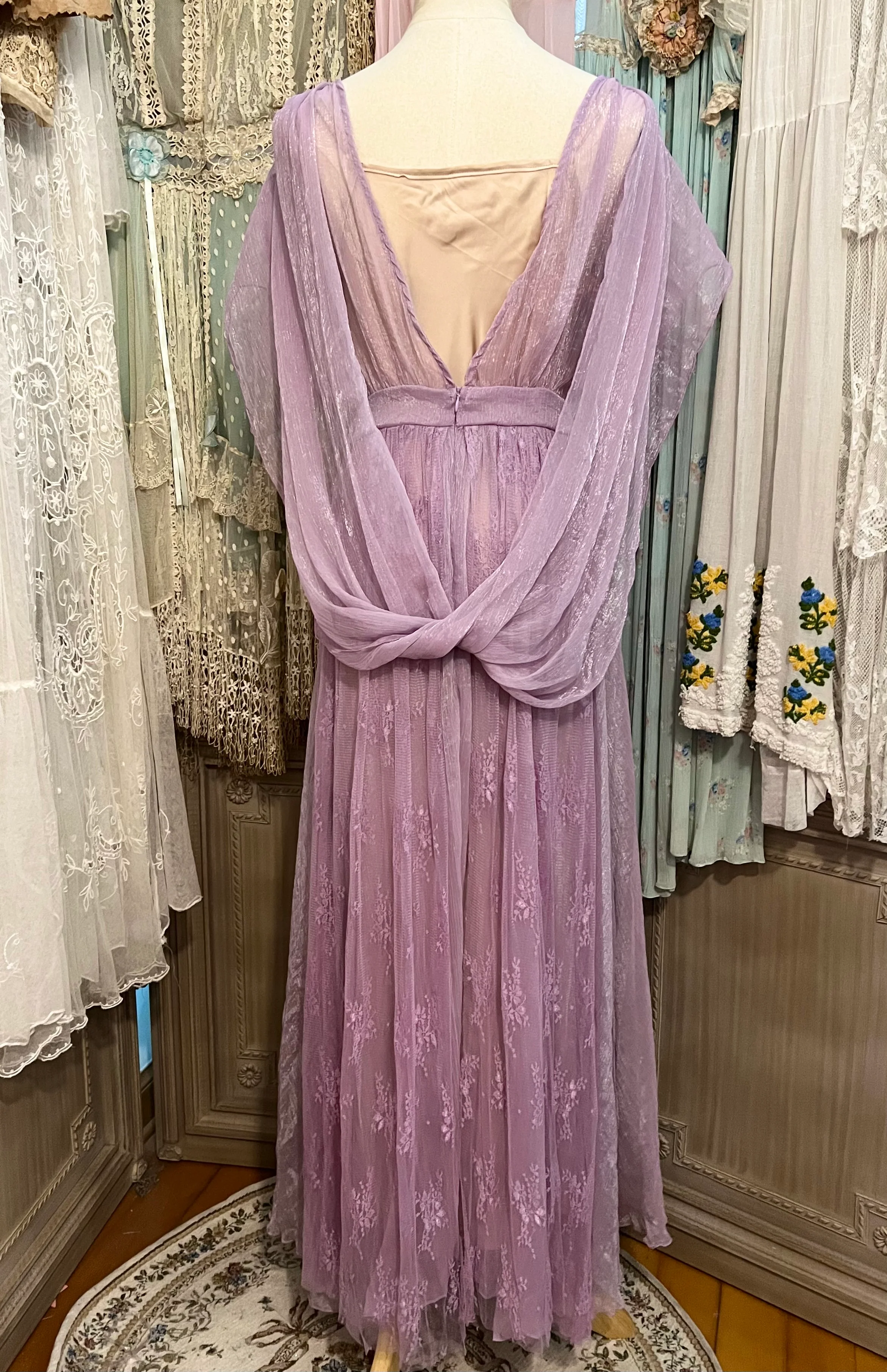 Medieval fantasy dress - Image 12