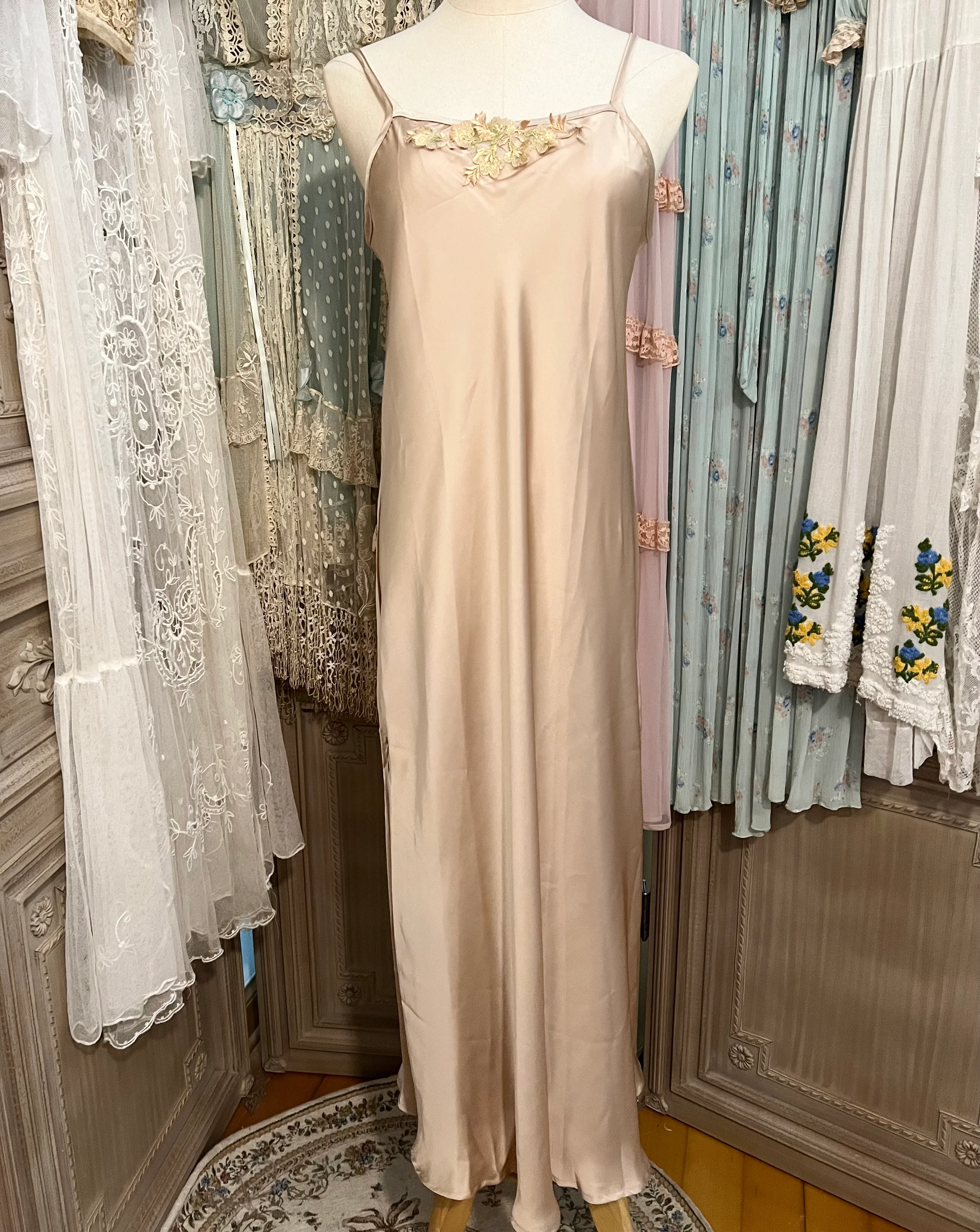 Medieval fantasy dress - Image 18