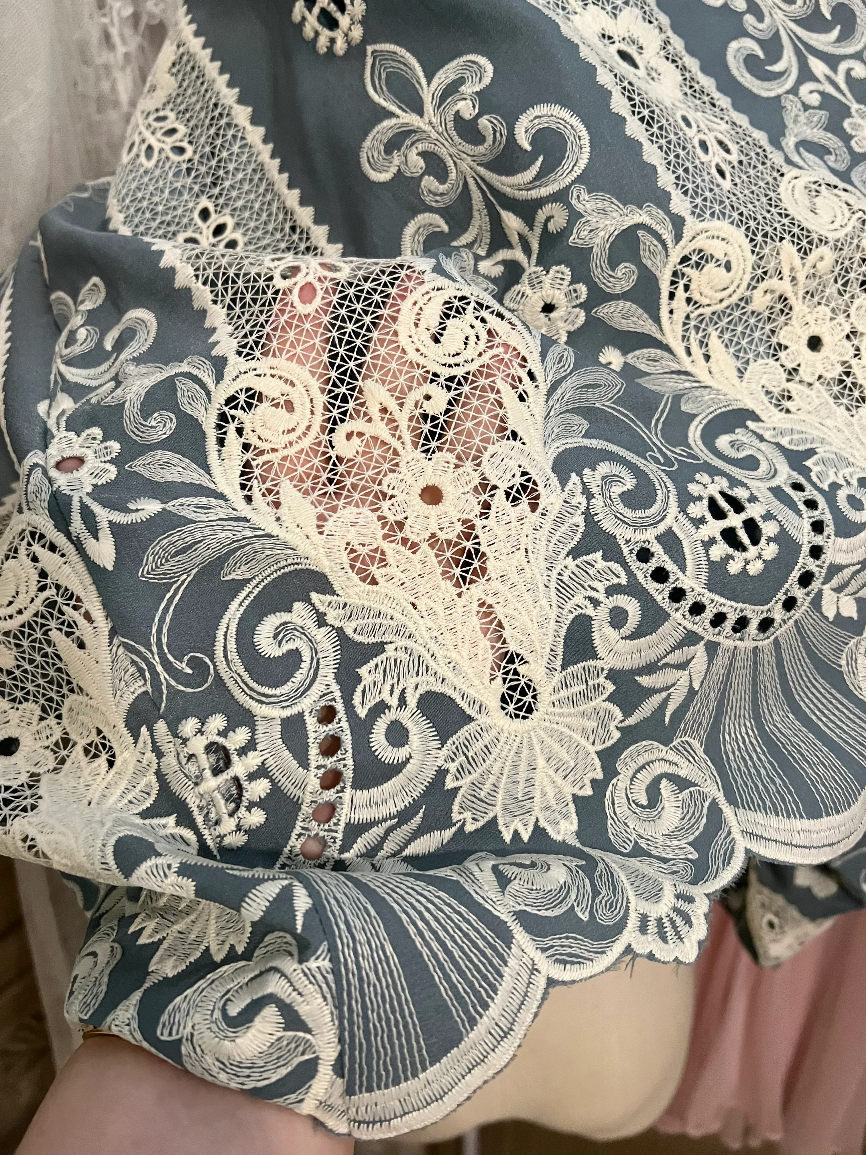 Silhouette romance dress - Image 13