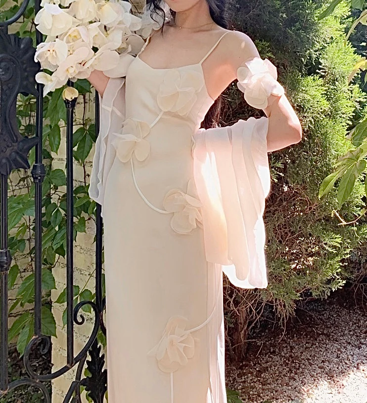 White orchid dress - Image 8